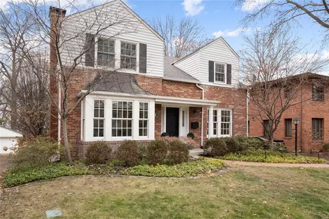 8105 Kingsbury Blvd, Clayton, MO 63105