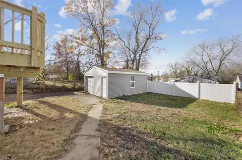 6257 Garfield Ave, Berkeley, MO 63134 photo 20