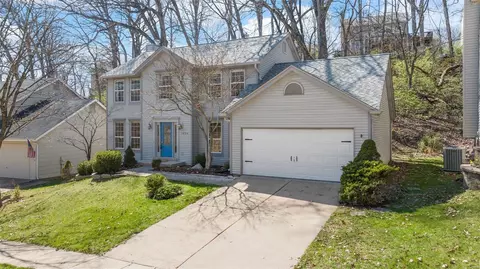1004 Westrun Dr, Ballwin, MO 63021 photo 2