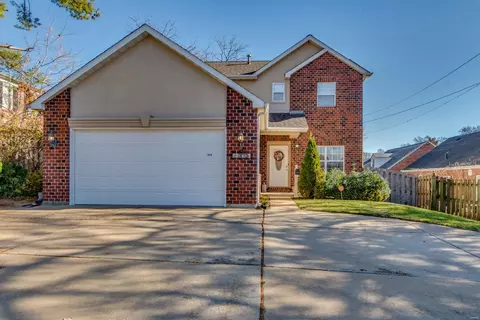 1070 N Hanley Rd, Saint Louis, MO 63130