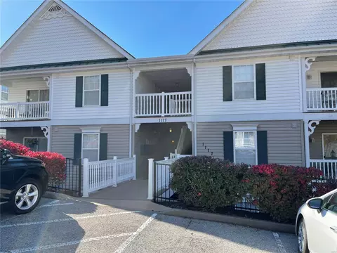 1117 Arbor Creek Dr #2B, Saint Louis, MO 63122