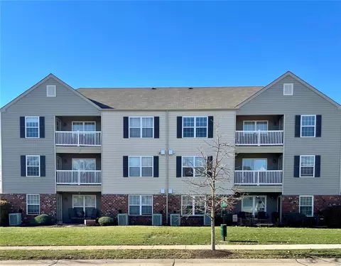 4131 Welsh Dr, Lake Saint Louis, MO 63367