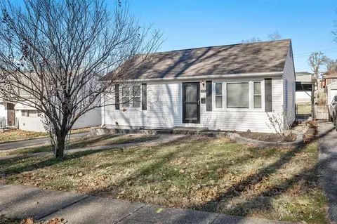 9535 Theodosia Ave, Saint Louis, MO 63114