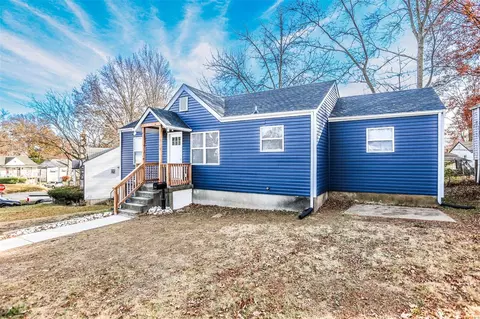 5340 Kirkland Dr, Saint Louis, MO 63121