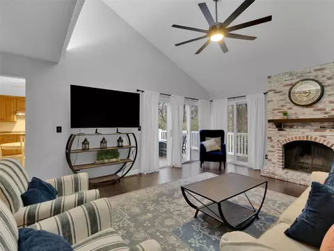 732 Winding Bend Ln, Manchester, MO 63021 photo 5