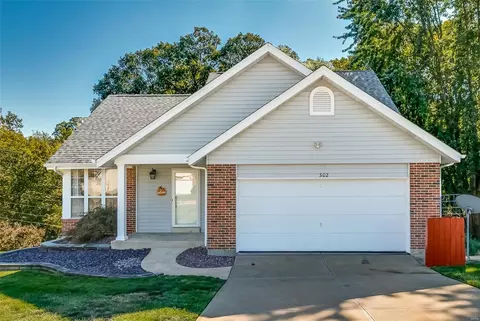302 Birmingham Dr, O'fallon, MO 63366