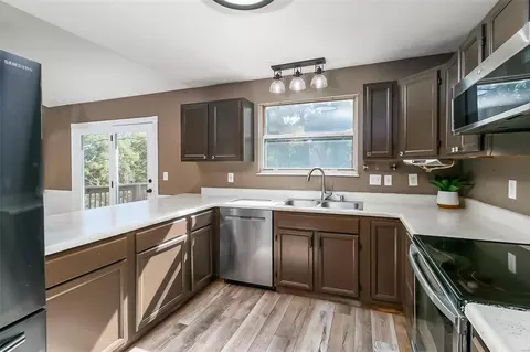302 Birmingham Dr, O'fallon, MO 63366 photo 9