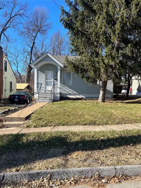 2951 Endicott Ave, Saint Louis, MO 63114