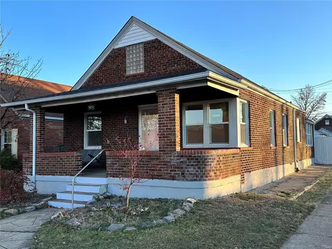 5054 Fyler Ave, Saint Louis, MO 63139