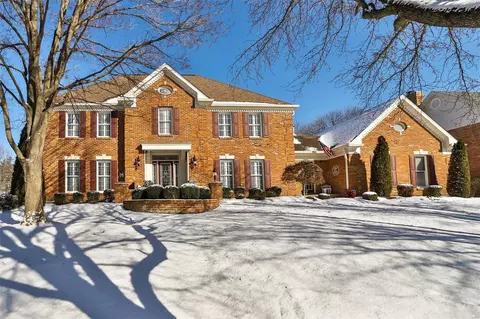 14605 Summer Blossom Ln, Chesterfield, MO 63017