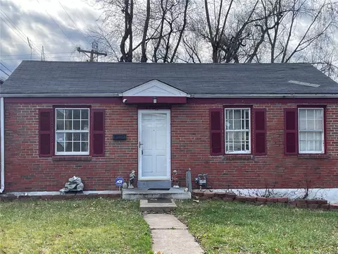 7212 Ruddy Ln, Saint Louis, MO 63133