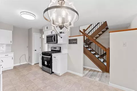 1226 Sandy Summit Dr, Ballwin, MO 63021 photo 3