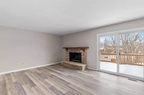 1226 Sandy Summit Dr, Ballwin, MO 63021 photo 17