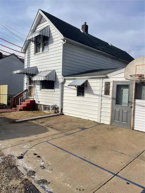 253 Wachtel Ave, Saint Louis, MO 63125