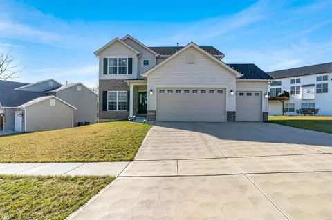 450 Ava Renee Dr, Manchester, MO 63021