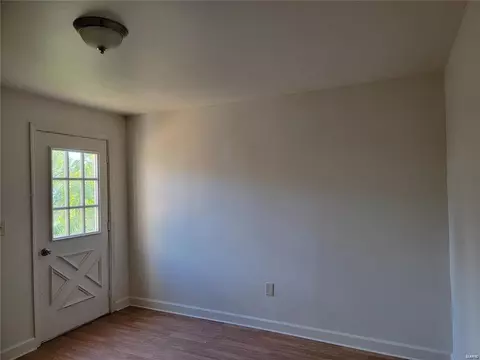 5356 Bermuda Dr, Normandy, MO 63121 photo 8
