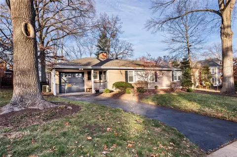 459 Lee Ave, Saint Louis, MO 63119