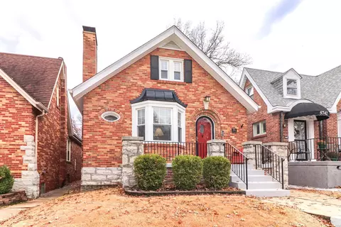 5738 Delor St, Saint Louis, MO 63109
