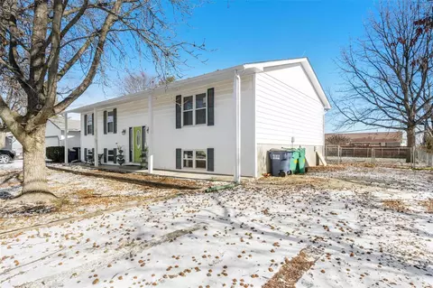 32 N Meadow Dr, O'fallon, MO 63366 photo 27