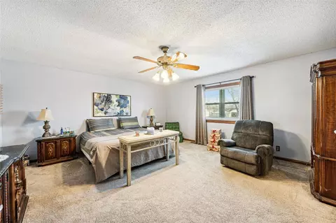 32 N Meadow Dr, O'fallon, MO 63366 photo 13