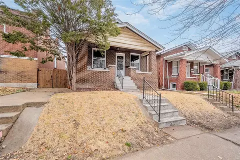 5025 Rosa Ave, Saint Louis, MO 63109