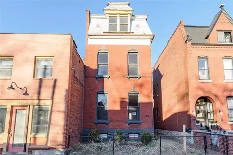 1817 Lynch St, Saint Louis, MO 63118