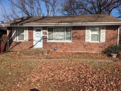 9131 Harold Dr, Saint Louis, MO 63134