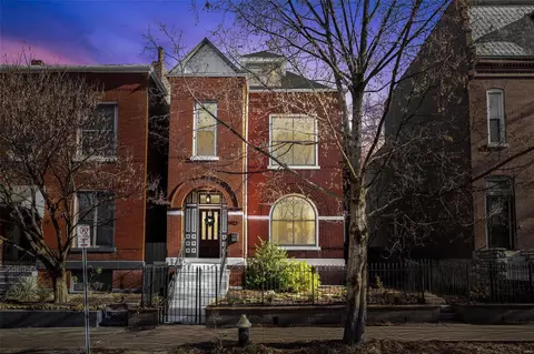2922 Michigan Ave, Saint Louis, MO 63118