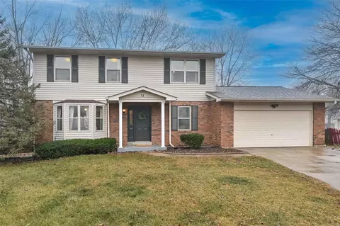 11 Jumper Hill Ct, Saint Peters, MO 63376