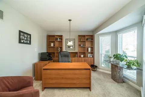 1401 Oakhall Manor Ct, Ballwin, MO 63021 photo 8