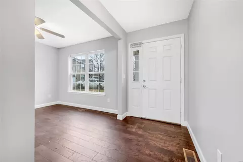 1459 Koch Rd, O'fallon, MO 63366 photo 2