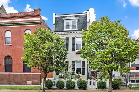 3302 Illinois Ave, Saint Louis, MO 63118