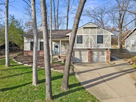 1423 Autumn Leaf Dr, Ballwin, MO 63021 photo 4
