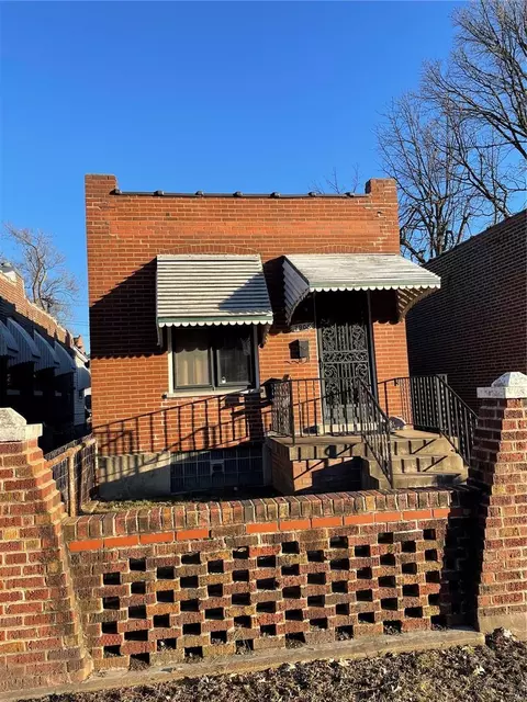 7908 Pennsylvania, Saint Louis, MO 63111