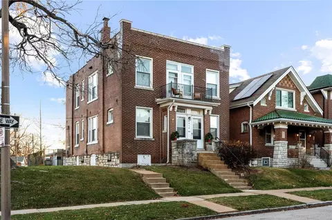 4916 Finkman St, Saint Louis, MO 63109