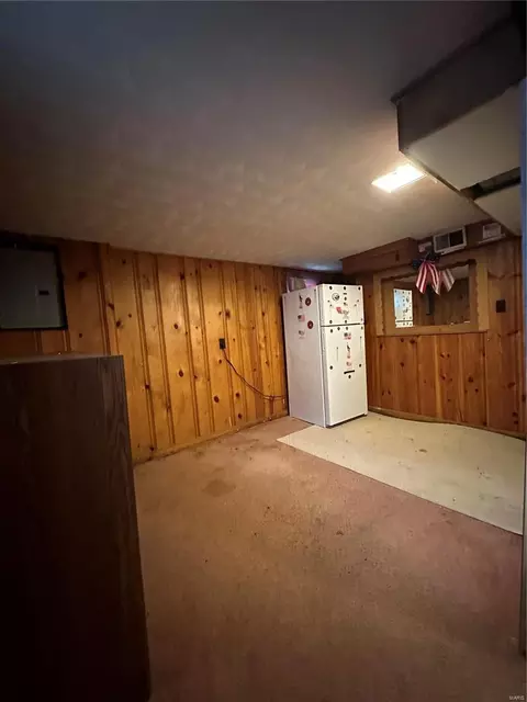 8848 Harold Dr, Berkeley, MO 63134 photo 18