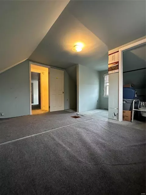 8848 Harold Dr, Berkeley, MO 63134 photo 16