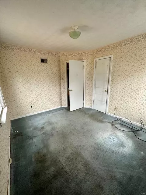 8848 Harold Dr, Berkeley, MO 63134 photo 12