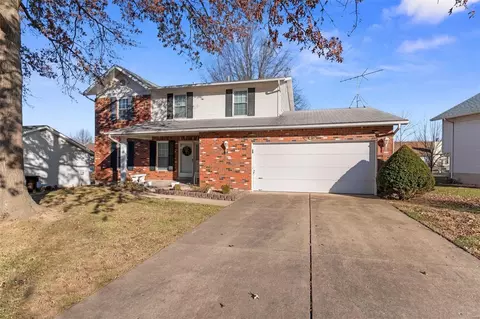 364 Spencer Hill Ct, Saint Peters, MO 63376
