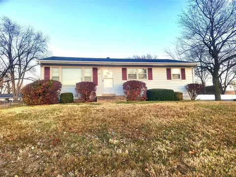 635 Jungermann Rd, Saint Peters, MO 63376