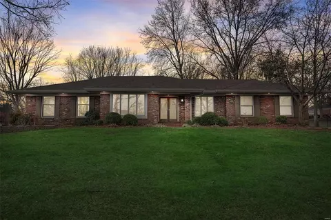 30 Brook Mill Ln, Chesterfield, MO 63017