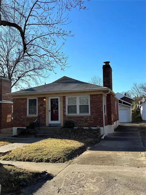 5105 Exeter Ave, Saint Louis, MO 63119