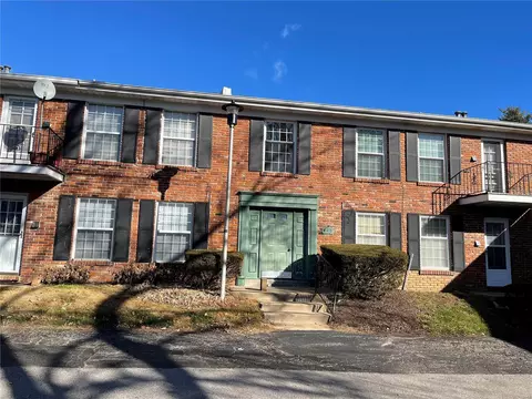440 Chapel Ridge Dr #C, Hazelwood, MO 63042