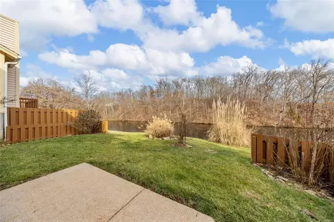 1256 Meadow Knoll Ct, Ballwin, MO 63021 photo 32