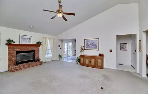 39 Meadow Spring Dr, Saint Charles, MO 63303 photo 20