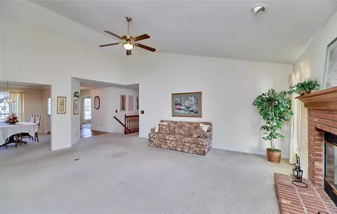 39 Meadow Spring Dr, Saint Charles, MO 63303 photo 17