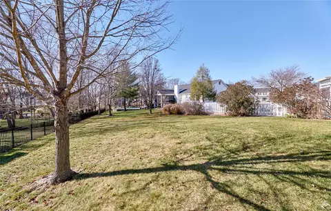 39 Meadow Spring Dr, Saint Charles, MO 63303 photo 63
