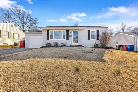 11116 Marley Dr, Saint Louis, MO 63123