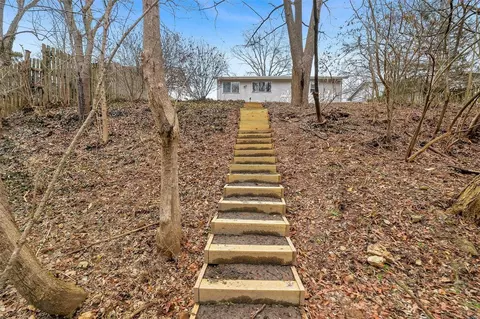 659 Turfwood Dr, Ballwin, MO 63021 photo 24