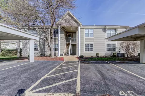 40 Sugar Grove Ct #21ST, Saint Peters, MO 63376